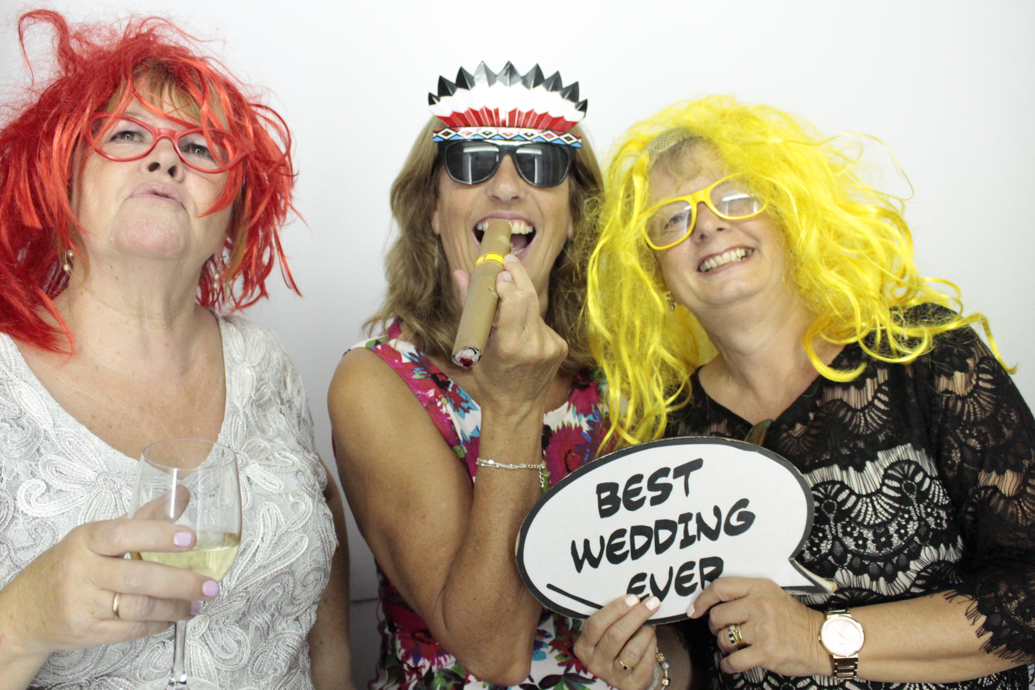 Louise & Dan's Big Day | View more photos from the event at gallery.myphotoboothexperience.co.uk/u/MyPhotoBoothExperienceLtd/Louise-Dans-Big-Day
